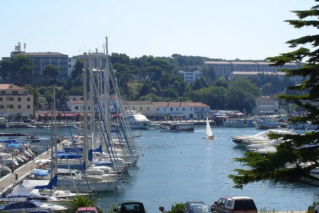 Holiday Home Villa Bella Vrsar 0*,  Croatia