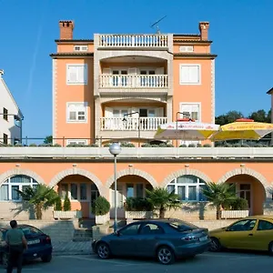 Valentino Apartment